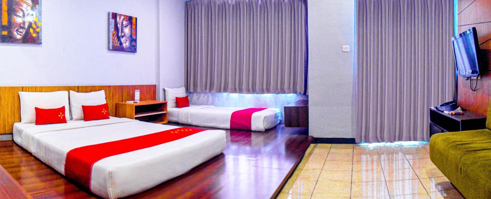 Valore Hotel Cimahi Exterior foto